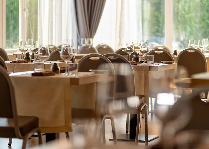 Simon Hotel